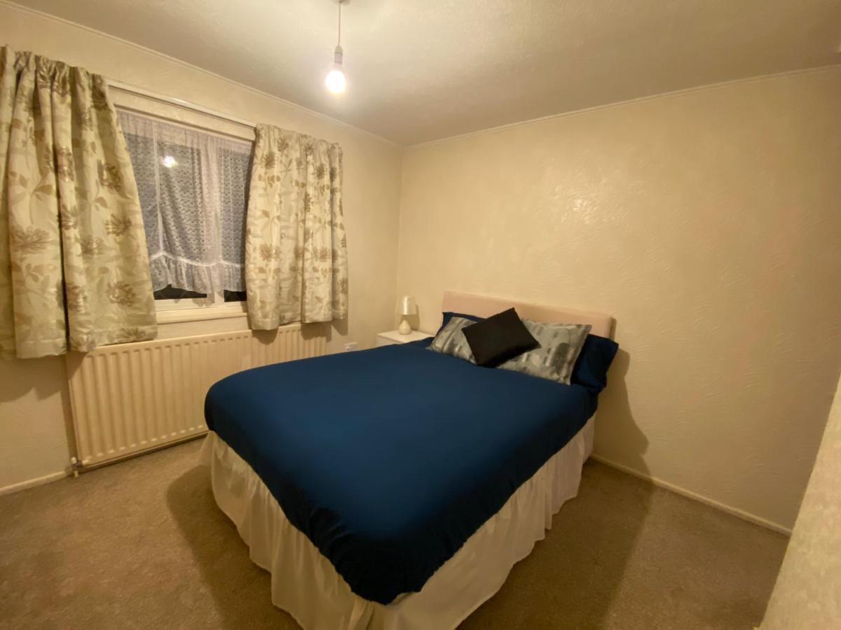 Serene 4Br In Harborne Close To Qe Hospital, Harborne Centre برمنغهام المظهر الخارجي الصورة