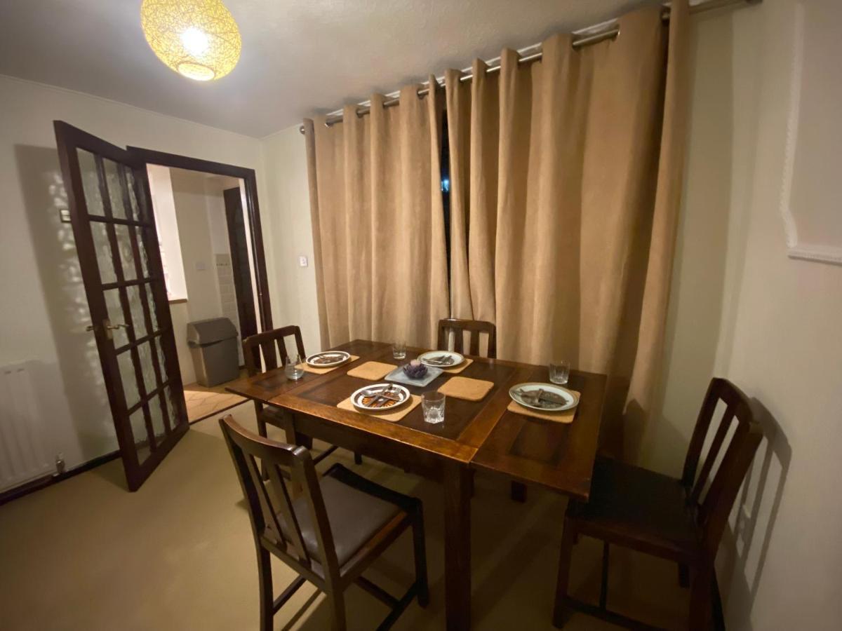 Serene 4Br In Harborne Close To Qe Hospital, Harborne Centre برمنغهام المظهر الخارجي الصورة