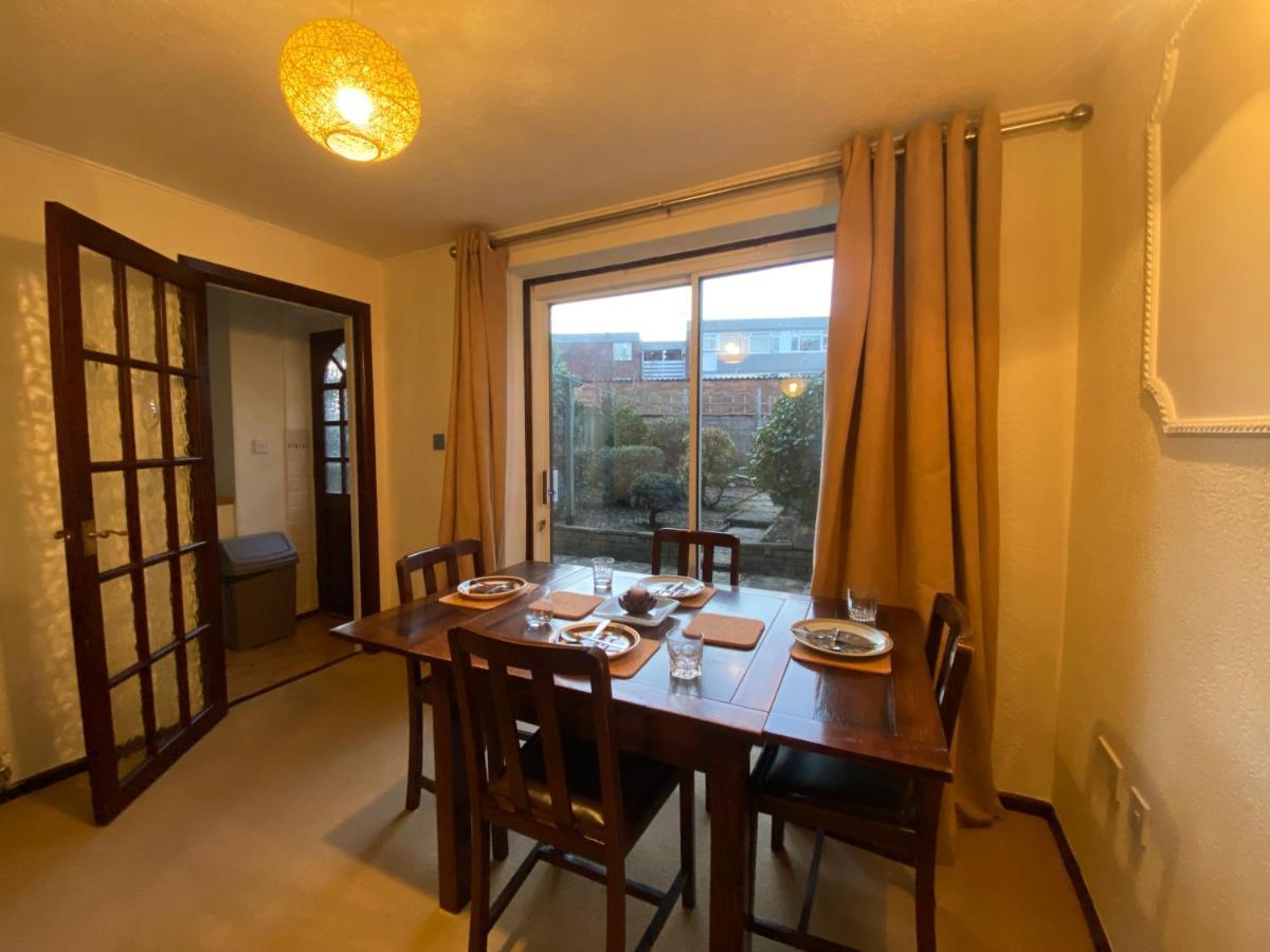 Serene 4Br In Harborne Close To Qe Hospital, Harborne Centre برمنغهام المظهر الخارجي الصورة