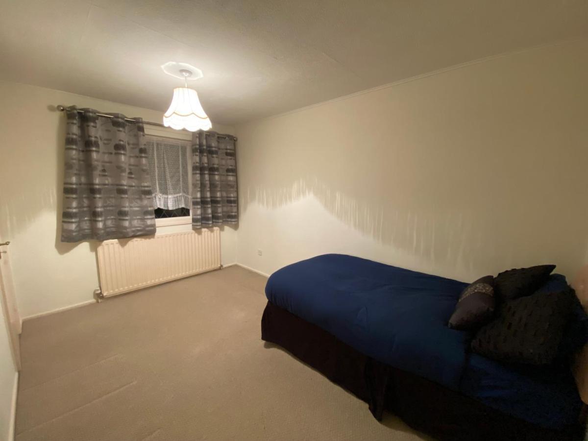 Serene 4Br In Harborne Close To Qe Hospital, Harborne Centre برمنغهام المظهر الخارجي الصورة