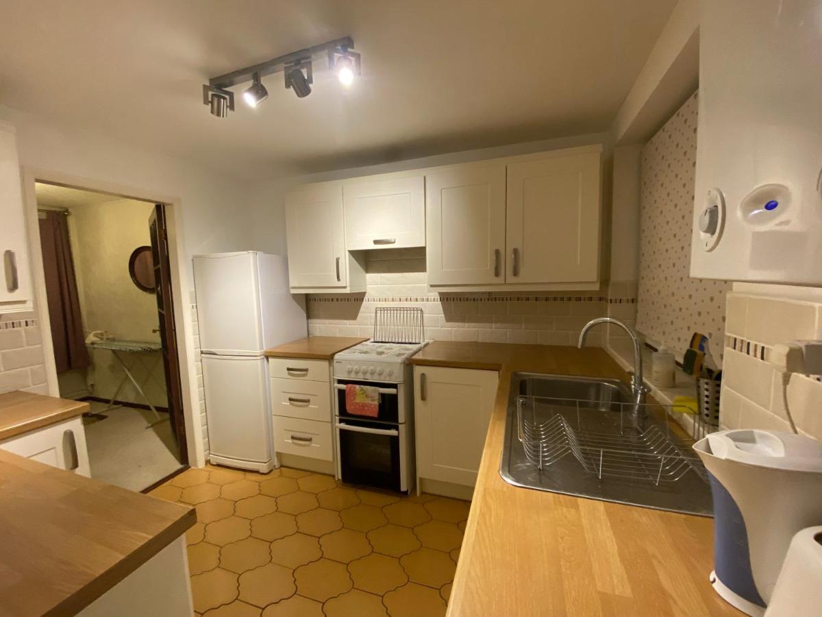 Serene 4Br In Harborne Close To Qe Hospital, Harborne Centre برمنغهام المظهر الخارجي الصورة
