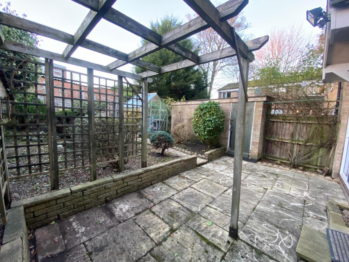 Serene 4Br In Harborne Close To Qe Hospital, Harborne Centre برمنغهام المظهر الخارجي الصورة