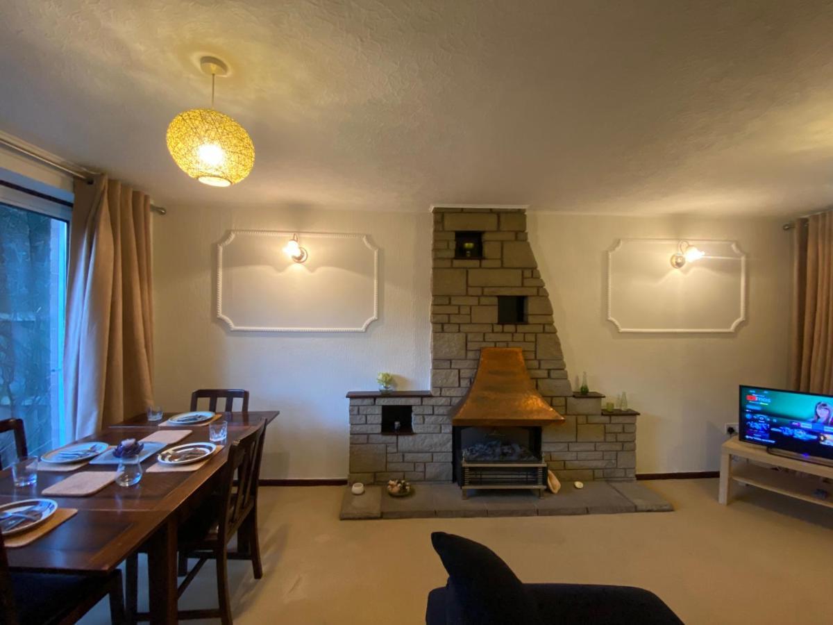 Serene 4Br In Harborne Close To Qe Hospital, Harborne Centre برمنغهام المظهر الخارجي الصورة
